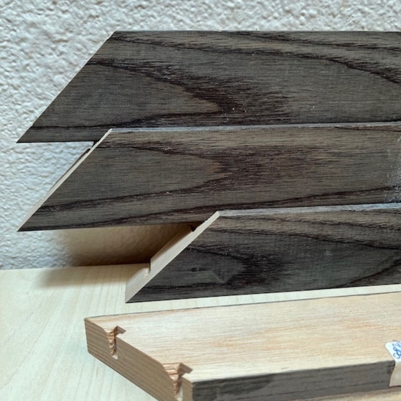 Hardwood Custom Art Frame. External 12.5 x 16. 2 in broad frame. Unused - Picture 5 of 5